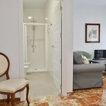 Sunshine Cruz Conde Кордова