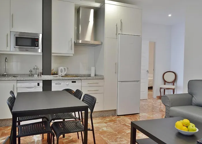 Sunshine Cruz Conde Apartment