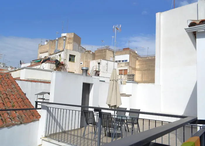 Sunshine Cruz Conde Apartment *